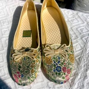 Daniel Green slippers